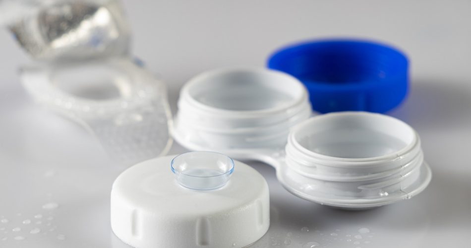 "Unveiling the Hidden Dangers: Microplastics Lurking in Your Contact Lenses"