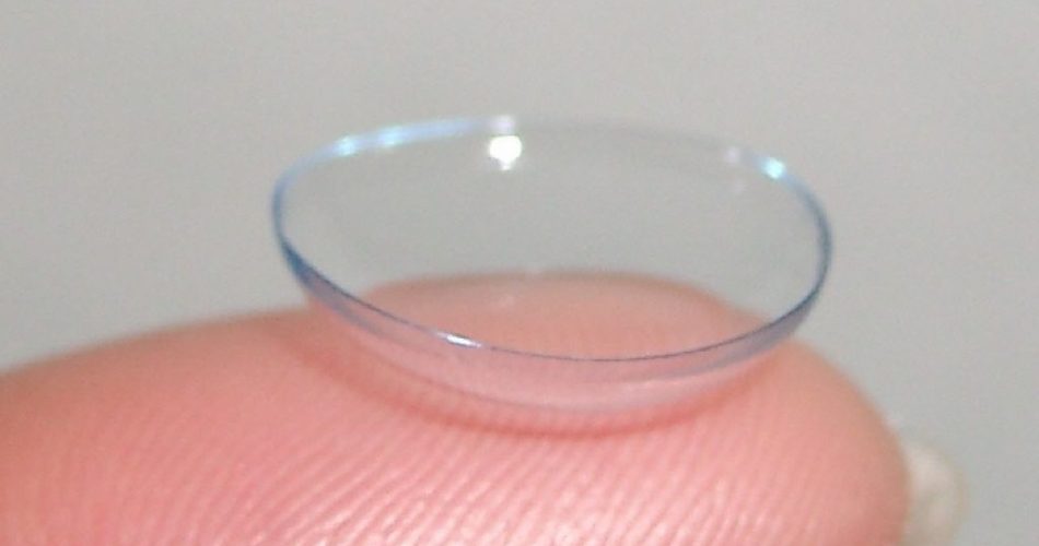"Revolutionary Breakthrough: Human Tear-Powered Smart Contact Lenses on the Horizon, Reports Suggest"