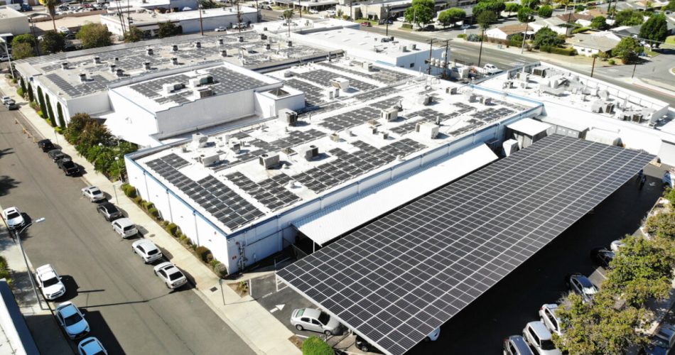 "Revolutionizing Contact Lens Manufacturing: How Rooftop Solar Ensures Sustainable Operations"